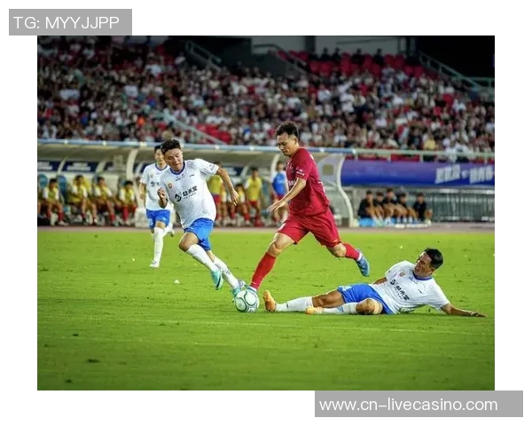 长沙足球比赛热潮来袭球迷齐聚共享激情时刻 长沙足球比赛热潮来袭球迷齐聚共享激情时刻