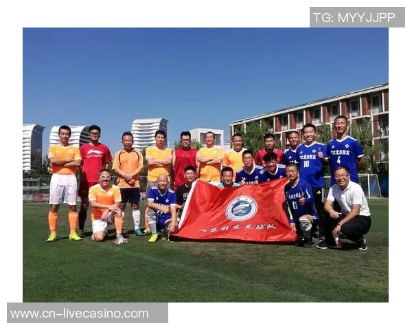 追逐足球梦的青春岁月与奋斗历程 追逐足球梦的青春岁月与奋斗历程